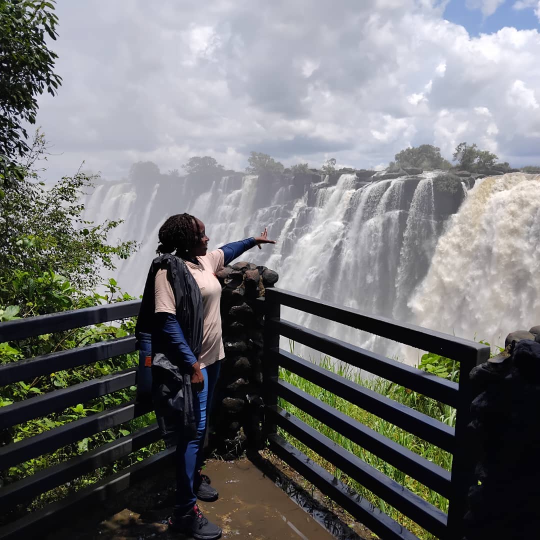 3-Day Romantic Getaway — Love at Victoria Falls — photo 3